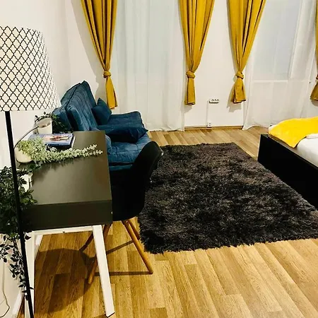 & Business 1150 Apartment Vienna