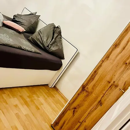 Apartment & Business 1150