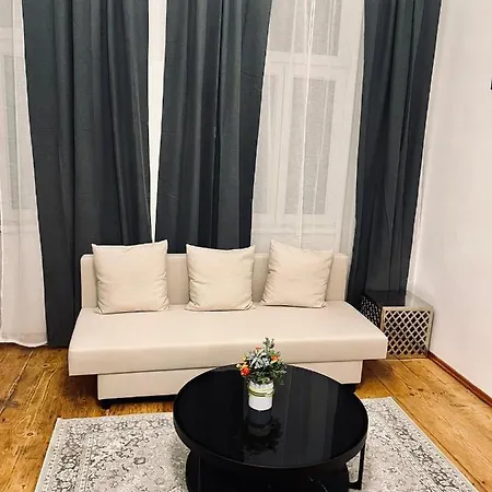 Apartment & Business 1150 *