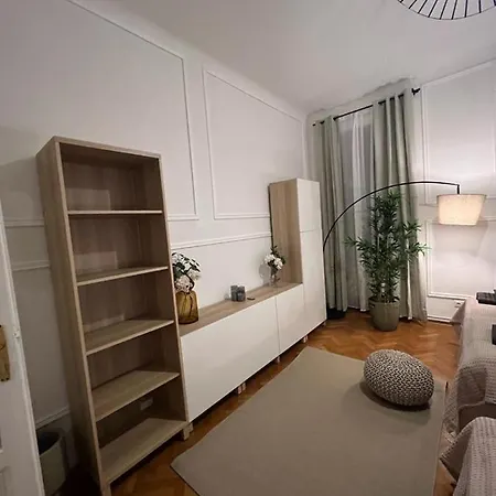 Malfattigasse 19, 22 Apartment