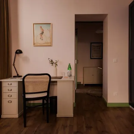 Bed & Breakfast Oak House Wien