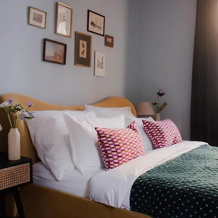 Bed & Breakfast Oak House