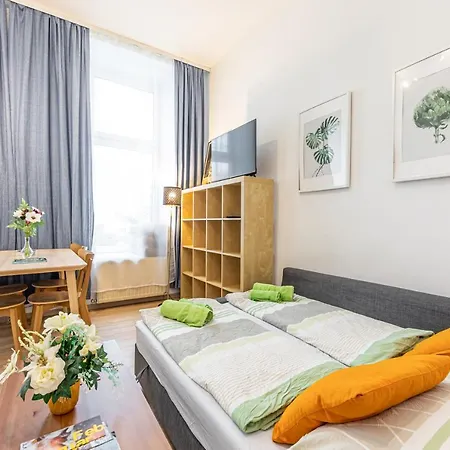 Apartment Trendy By Jr *