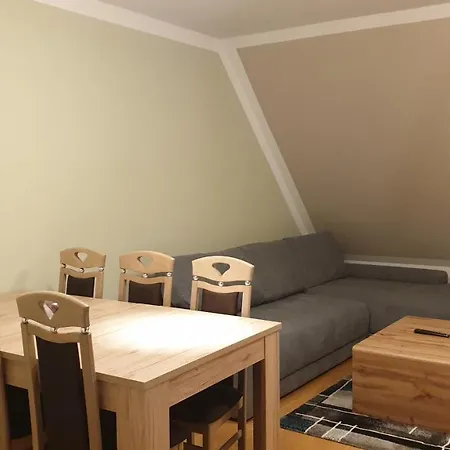 Elegance Apartment