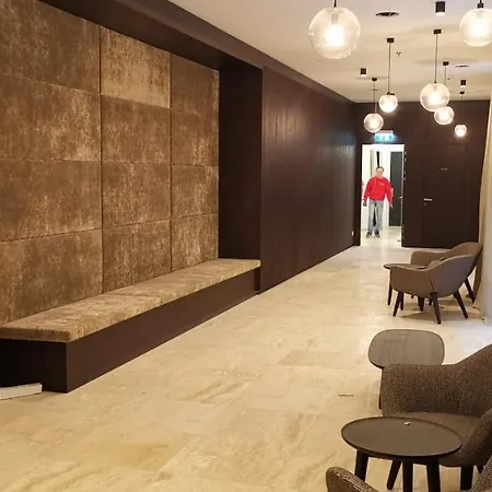 Downtown New Built Luxury Suites