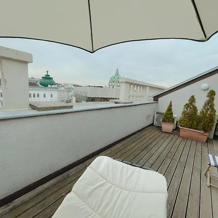 Luxury 150m2 In Desirable Area Of Historic