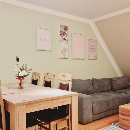 Elegance Apartment *