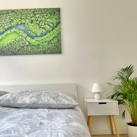 Apartment 80m2 With Balcony & Free Netflix Vienna