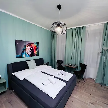 Neu Renovierte Apartment *
