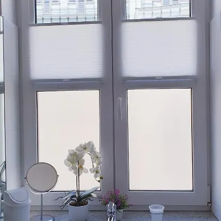 Wonderful 2-bedroom Belvedere