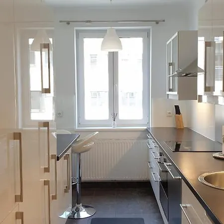 Wonderful 2-bedroom Belvedere * Vienna
