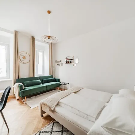The 15's Apartment