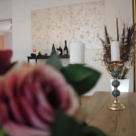 Apartment 16-fratelli Stadthalle *