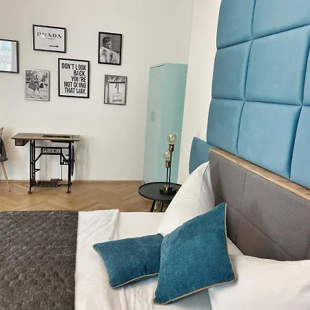 Loft2be, Loft For 8 * Vienna