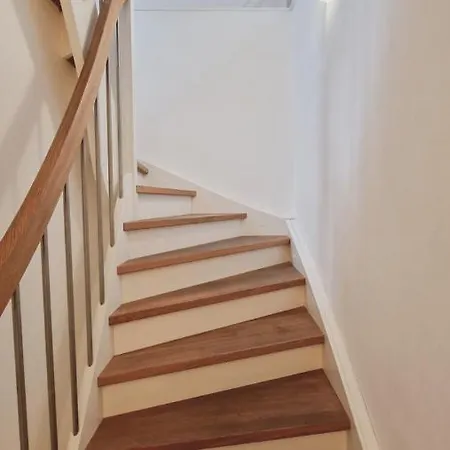 Apartment Elegance *