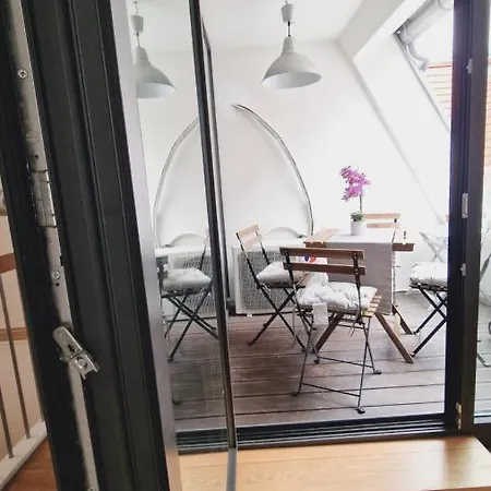 Apartment Elegance *