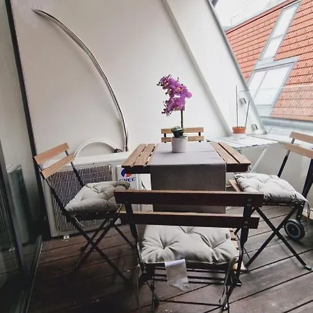 Elegance *