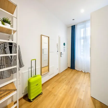 Aparthotel Jimmy's Emerald 4*