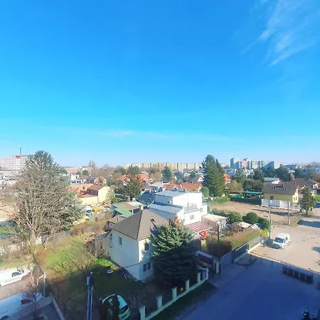 Apartment Near Lake Two Bedroom Duplex