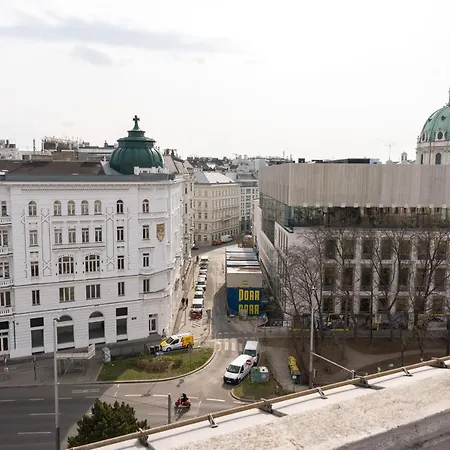 Apartment Stunning 100m In - Center