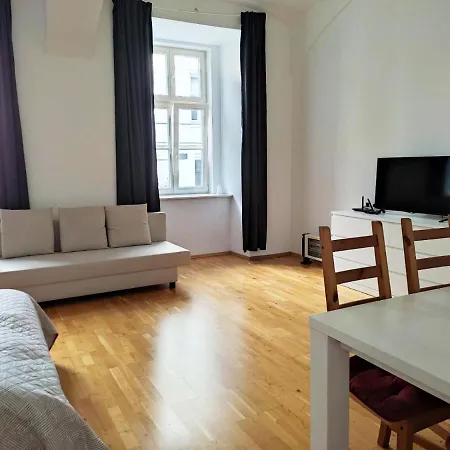 Lovely Modern Historical 1-bedroom * Vienna