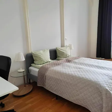 Lovely Modern Historical 1-bedroom * Vienna