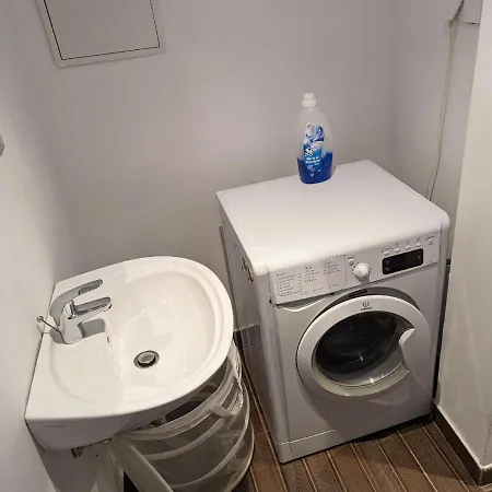 Apartmán Private Lowerground Floor In Schonbrunn /w Free Parking *