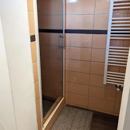 Private Lowerground Floor In Schonbrunn /w Free Parking * Vídeň