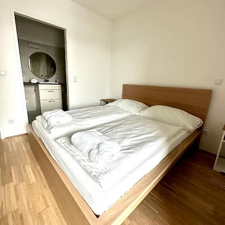 Forsthaus 32 Free Garage Apartment *