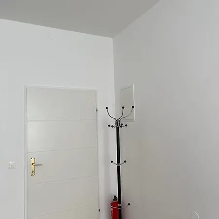 2 * Vienna