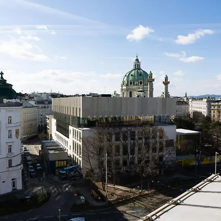 180m2 Penthouse, Luxury Next To Karlskirche And Parking Included Apartment Vienna