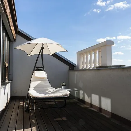 Apartment 180m2 Penthouse, Luxury Next To Karlskirche And Parking Included
