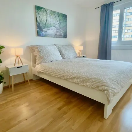 Bright Modern Flat With Balcony * Vienna
