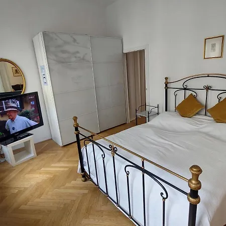 Apartment Am Sobieskiplatz By Interhome Vienna