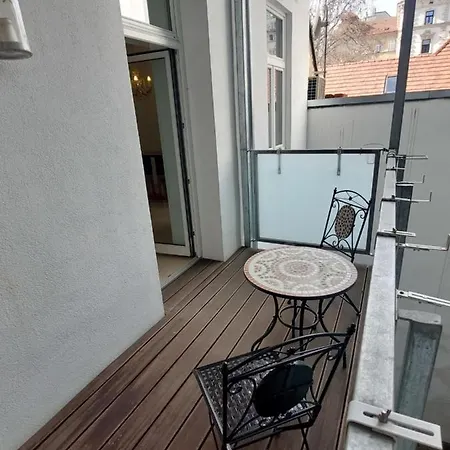 Am Sobieskiplatz By Interhome Apartment