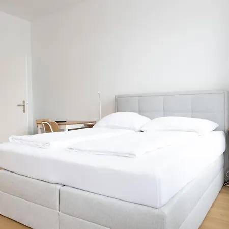 Ds 5 Apartment *