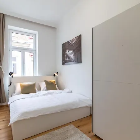 Cozy, Generous - 10 Min To City-centre - Contactless 24h Check-in * Vienna