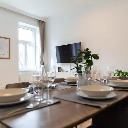 Cozy, Generous - 10 Min To City-centre - Contactless 24h Check-in *