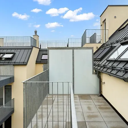 Apartment Ding Design In Brigittenau *