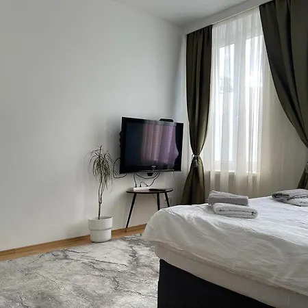 2 Apartment *