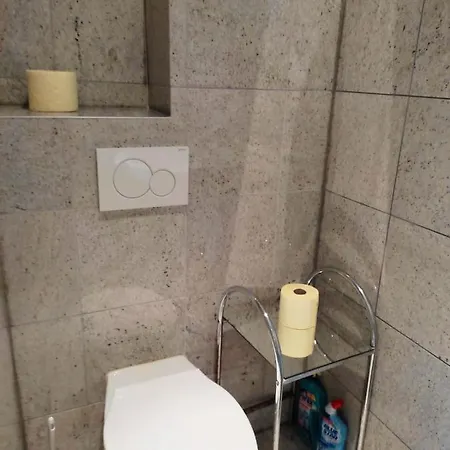 Lovely Modern Historical 1-bedroom Apartment Vienna