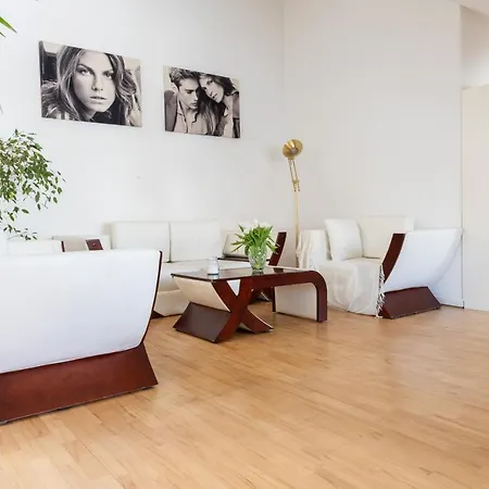 180m2 Penthouse, Luxury Next To Karlskirche And Parking Included * Vienna