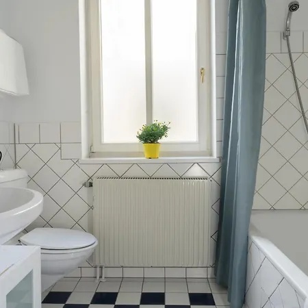 180m2 Penthouse, Luxury Next To Karlskirche And Parking Included