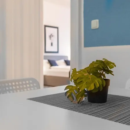 Vibrant 3br Near Akh Hospital - Perfect For Groups Vienna