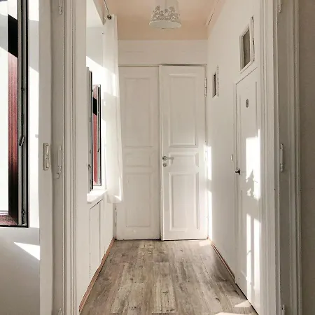 Apartment Vibrant 3br Near Akh Hospital - Perfect For Groups