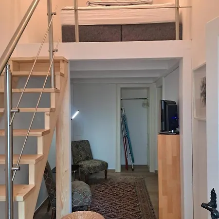 Ruhige Art-garconniere Mit Balkon * Vienna