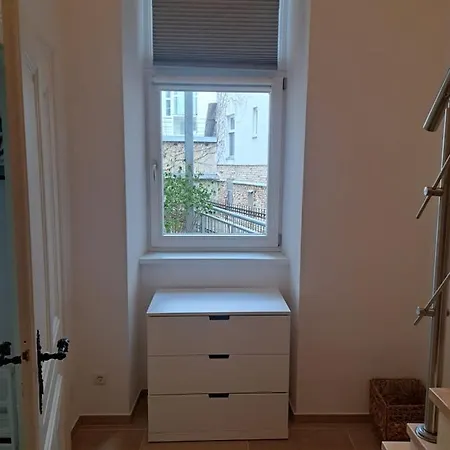 Ruhige Art-garconniere Mit Balkon Apartment *