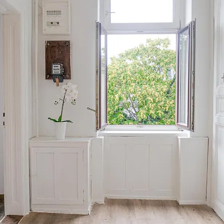 Welcoming 2br Apt. Near Akh- Perfect For Longstays Apartman Bécs