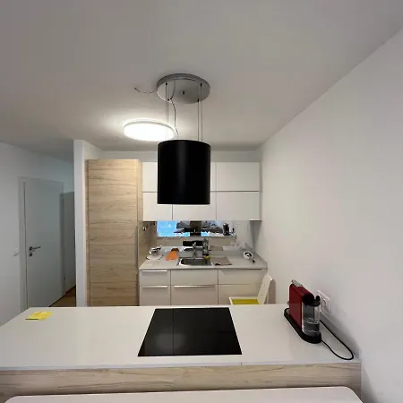 - Favoriten Apartment *