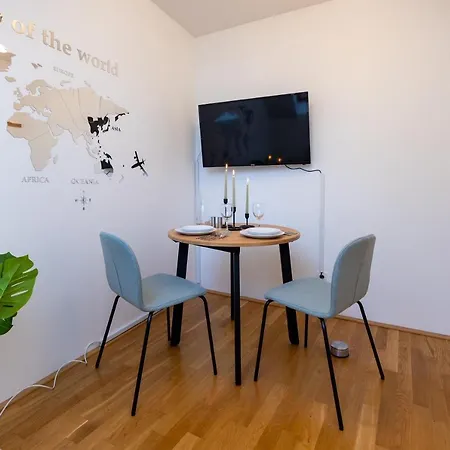 Apartment Rooftop Cozy Near Innerstadt With Ac Vienna